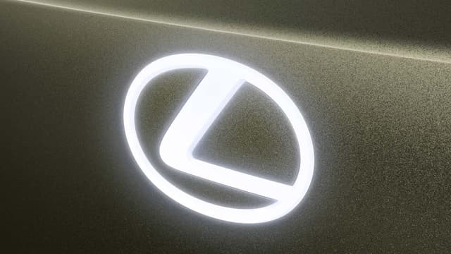 Lexus Has The Happiest Dealers In America. Infiniti Doesn't