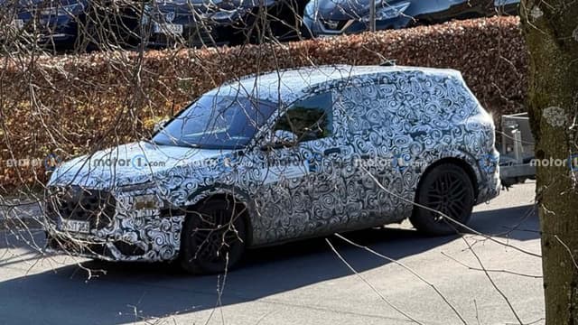 Spied: Audi Q9 Prototype Tests Its Towing Abilities